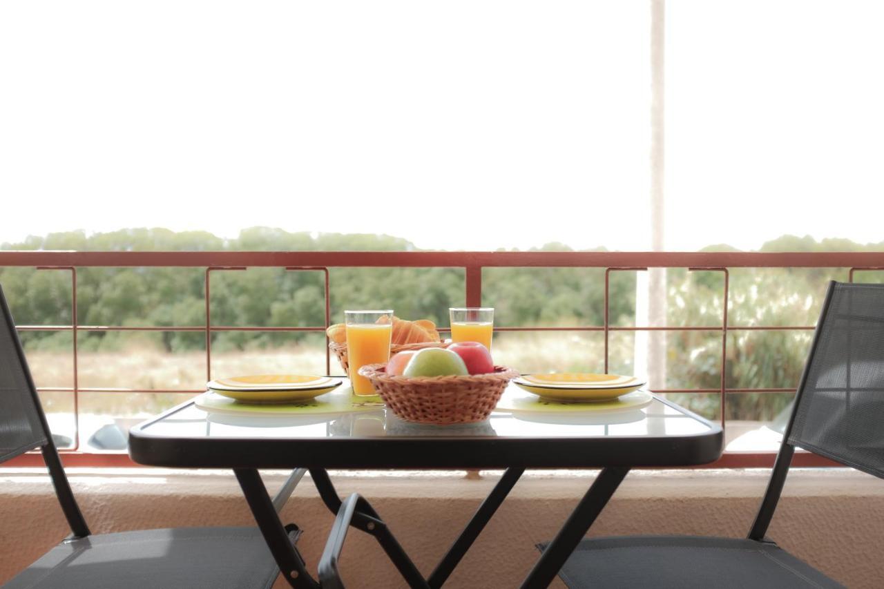 Like-Home-T1 Apt-Sea View, Near The Beach Carcavelos  Luaran gambar